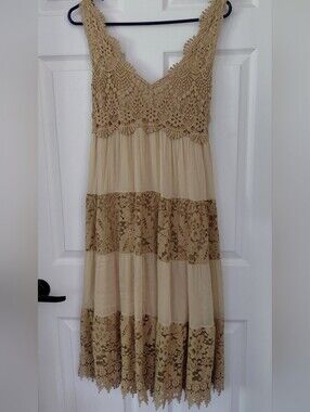 Bella Amore Beige Crochet Lace Tiered Midi Dress
